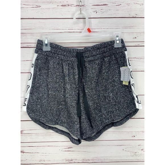 Bobbie Brooks Heather Gray Love Ladies Shorts‎ Size Small - Picture 1 of 7